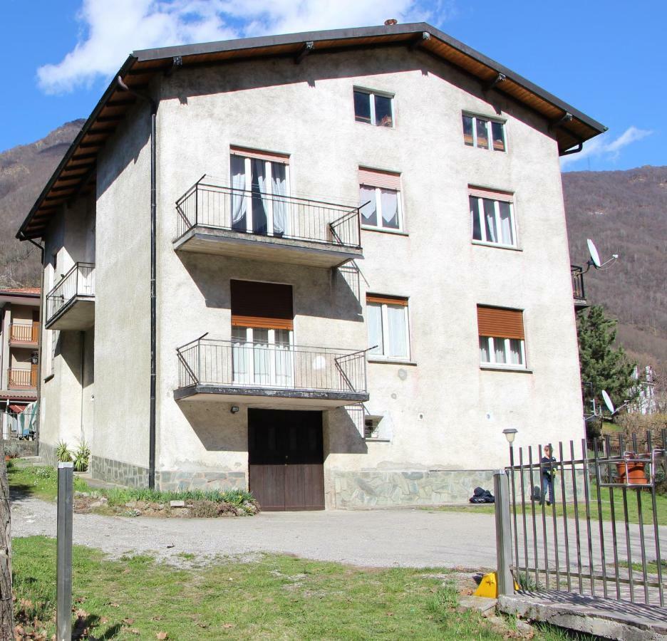 Casa Di Gianni Apartment Primaluna Exterior photo
